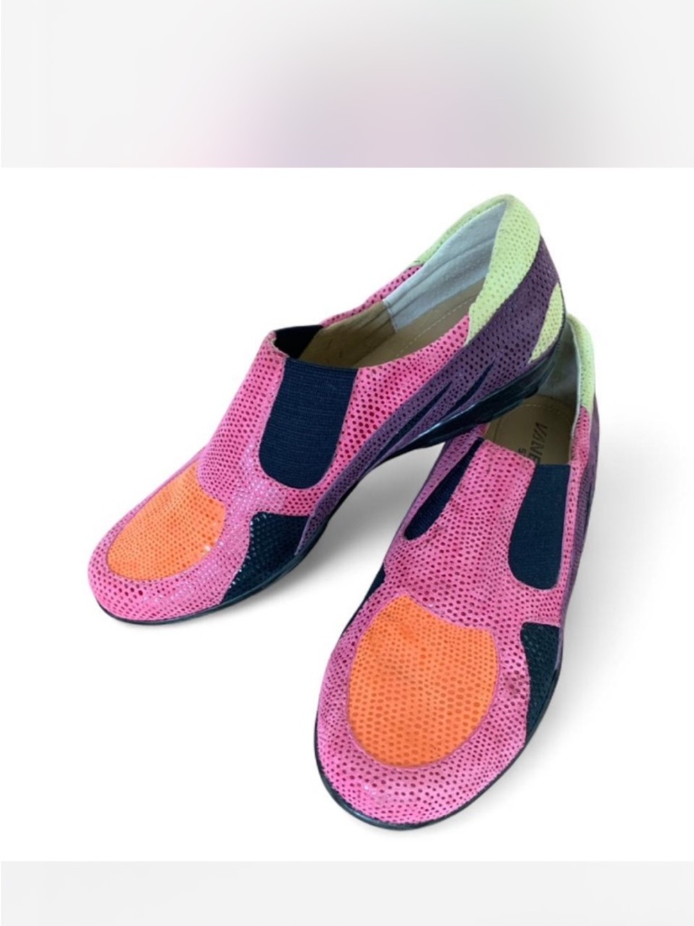 Vaneli Attie Funky Colorful Embossed Leather Slip-On Sneakers size 7 1/2